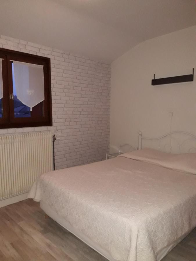 Hotel Le Beauregard ديفون-ليه-بان، أين المظهر الخارجي الصورة